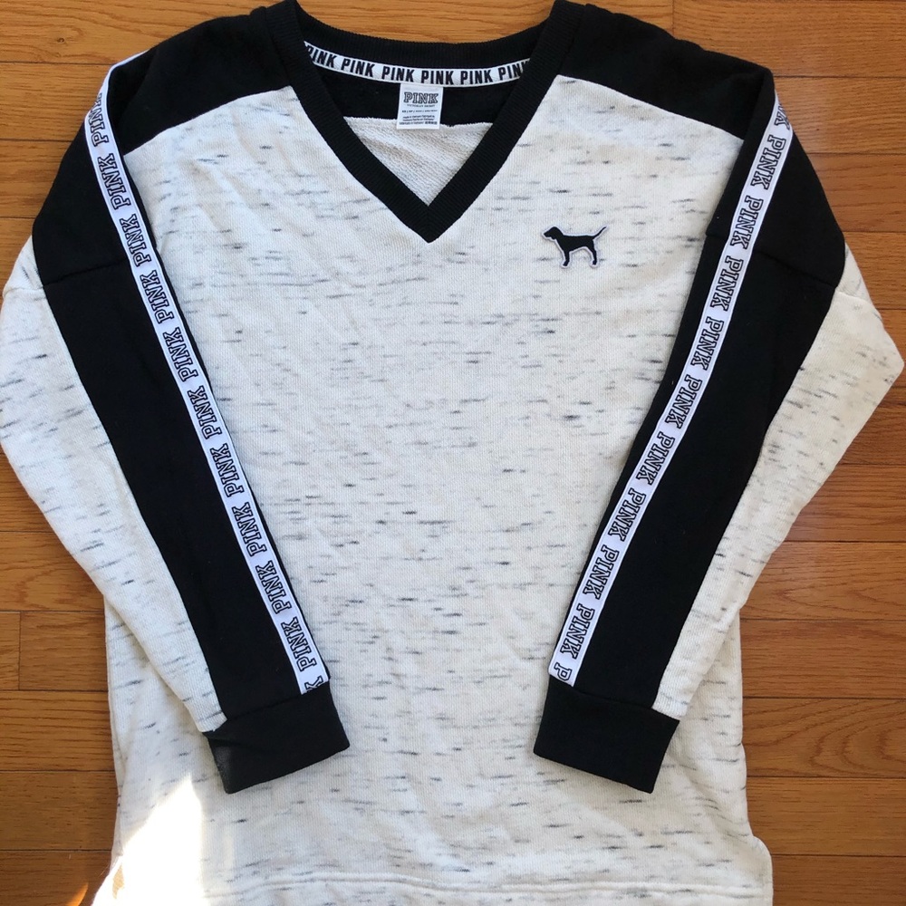 PINK Victoria’s Secret crew neck